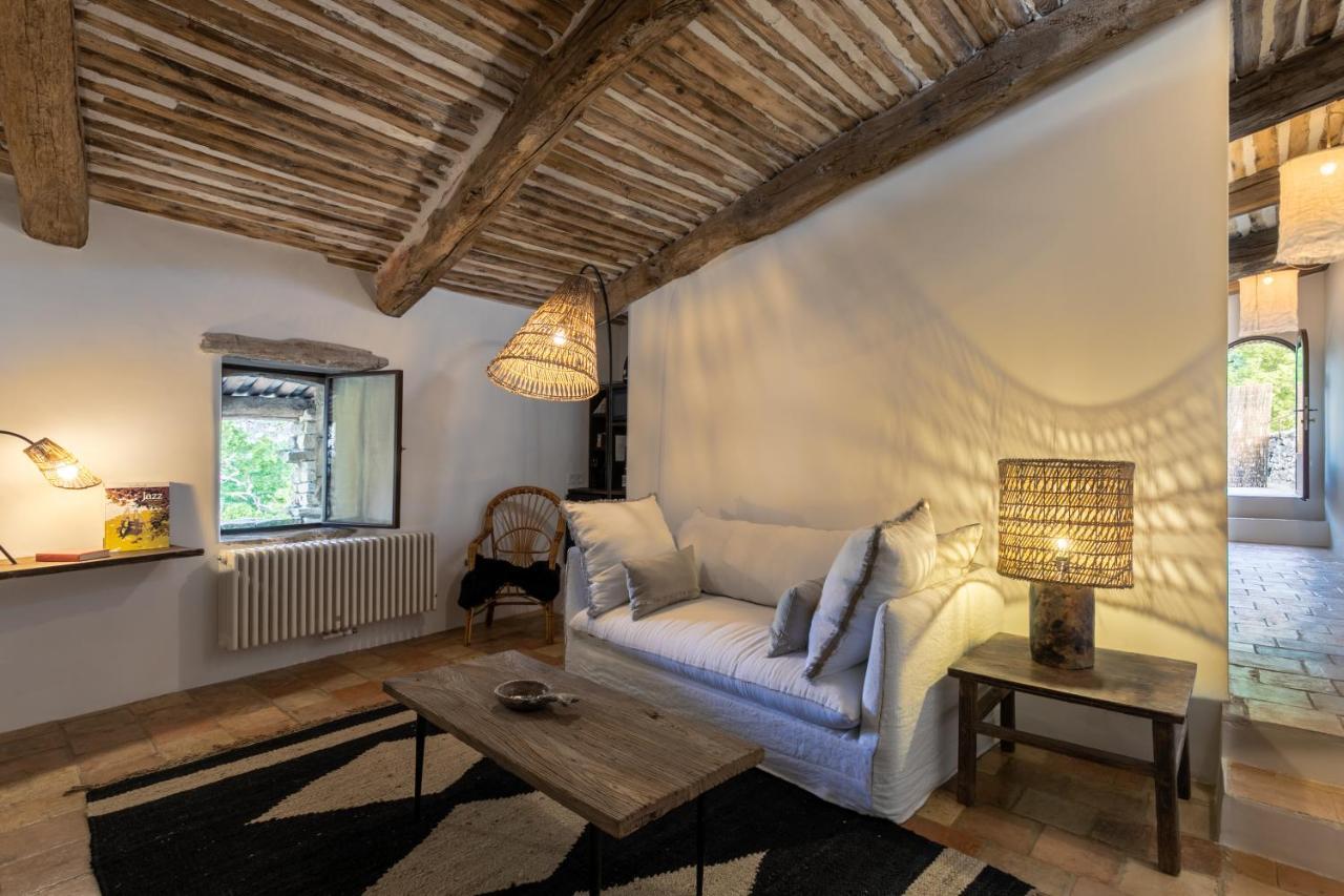 Le Domaine Du Castellas Sivergues Esterno foto