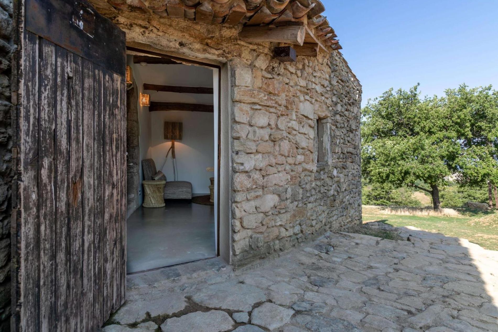 Le Domaine Du Castellas Sivergues Esterno foto